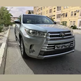 Toyota Highlander 2019