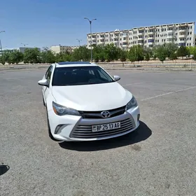 Toyota Camry 2017