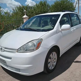 Toyota Sienna 2005