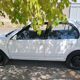 Toyota Tercel 1995