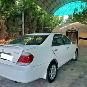 Toyota Camry 2004