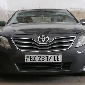 Toyota Camry 2011