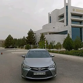 Toyota Camry 2015