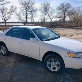 Toyota Camry 1997