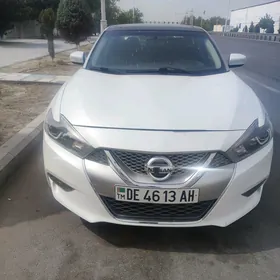 Nissan Maxima 2018