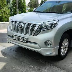 Toyota Land Cruiser Prado 2013