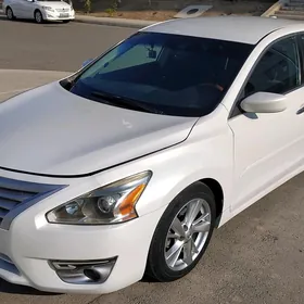 Nissan Altima 2013