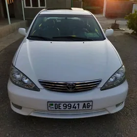 Toyota Camry 2004