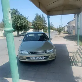 Toyota Carina 1993