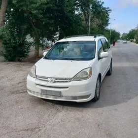 Toyota Sienna 2003