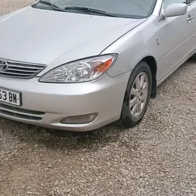 Toyota Camry 2004