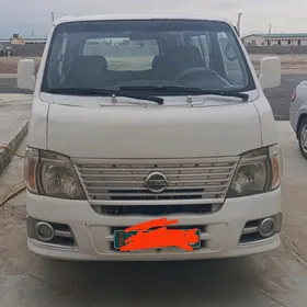 Nissan Urvan 2007