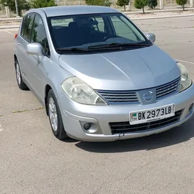 Nissan Versa 2010