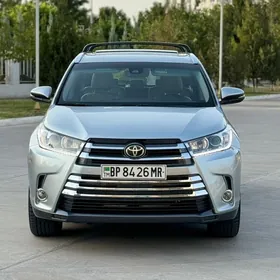 Toyota Highlander 2019