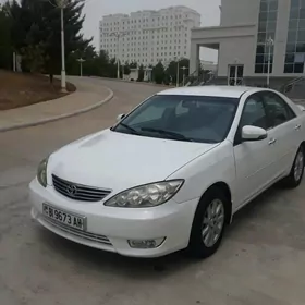 Toyota Camry 2004