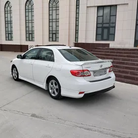 Toyota Corolla 2011