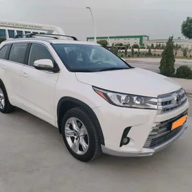 Toyota Highlander 2018