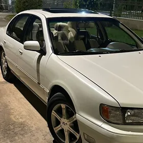 Infiniti I30 1999