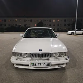 BMW 750 1988