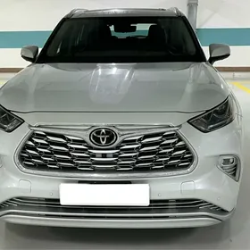 Toyota Highlander 2022