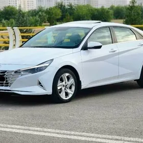 Hyundai Elantra 2021