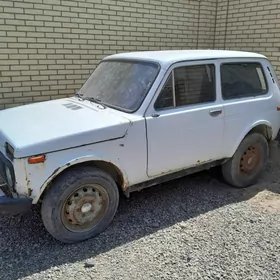 Lada Niva 1987