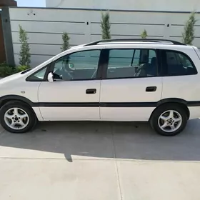 Opel Zafira 2002