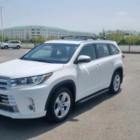 Toyota Highlander 2019