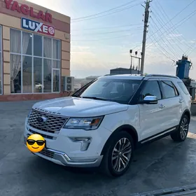 Ford Explorer 2019