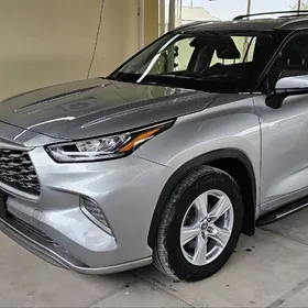 Toyota Highlander 2020