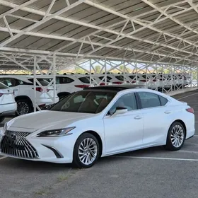 Lexus ES 350 2022