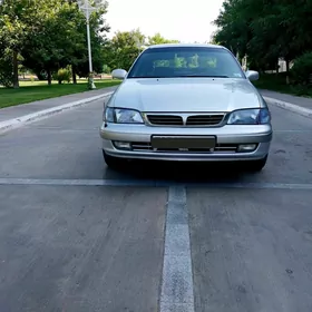 Toyota Carina 1994