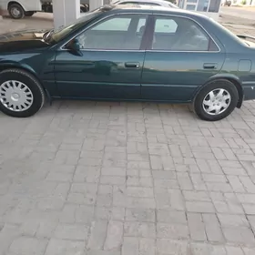 Toyota Camry 1998