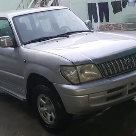 Toyota Land Cruiser Prado 2001