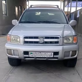 Nissan Pathfinder 2002