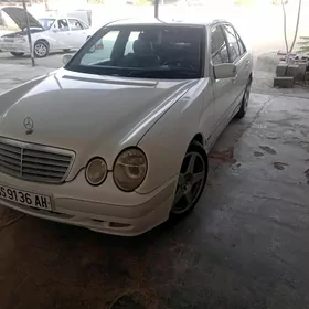 Mercedes-Benz C-Class 2000