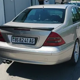 Mercedes-Benz C-Class 2001