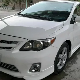 Toyota Corolla 2013