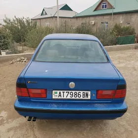 BMW 525 1990