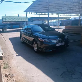 Toyota Camry 2010