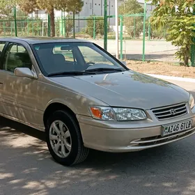 Toyota Camry 1998