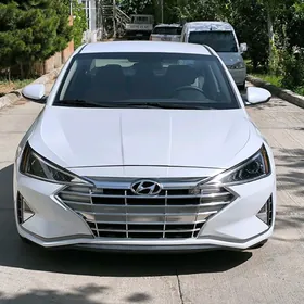 Hyundai Elantra 2019