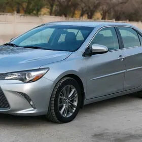 Toyota Camry 2017