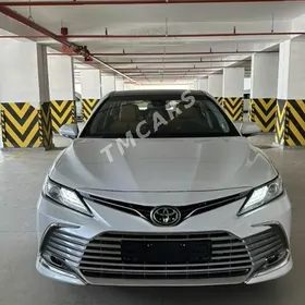 Toyota Camry 2024