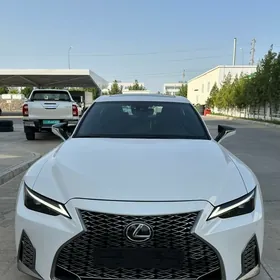 Lexus IS 350 2021