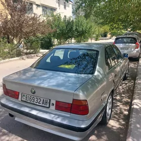 BMW 525 1990