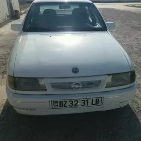Opel Vectra 2021