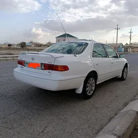 Toyota Camry 2000