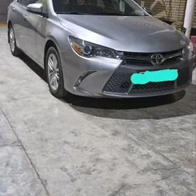 Toyota Camry 2016