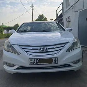 Hyundai Sonata 2011